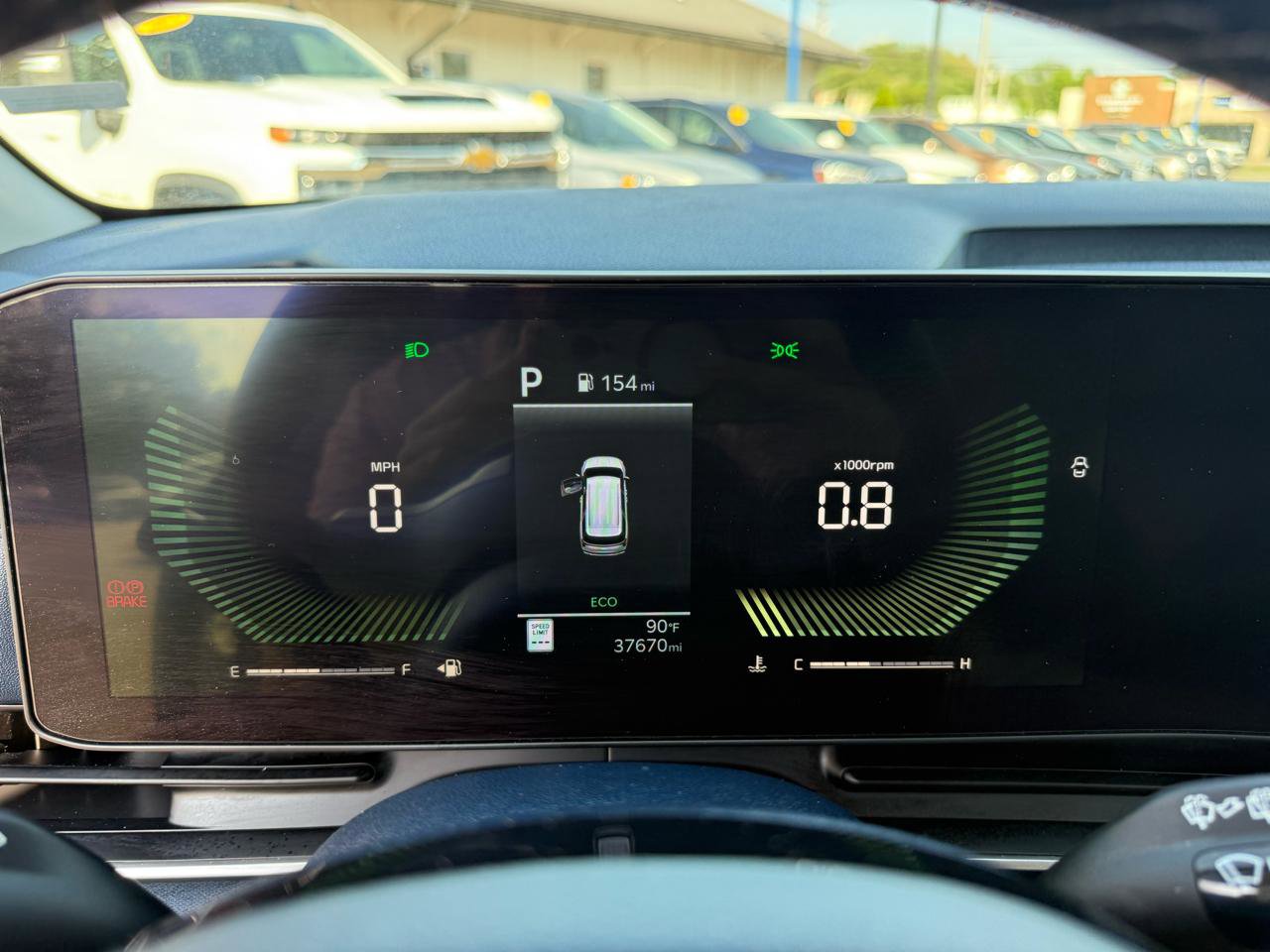 Used 2025 Kia Carnival EX image 14