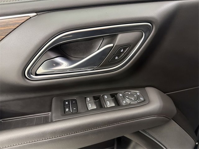 Used 2023 Chevrolet Suburban High Country image 23