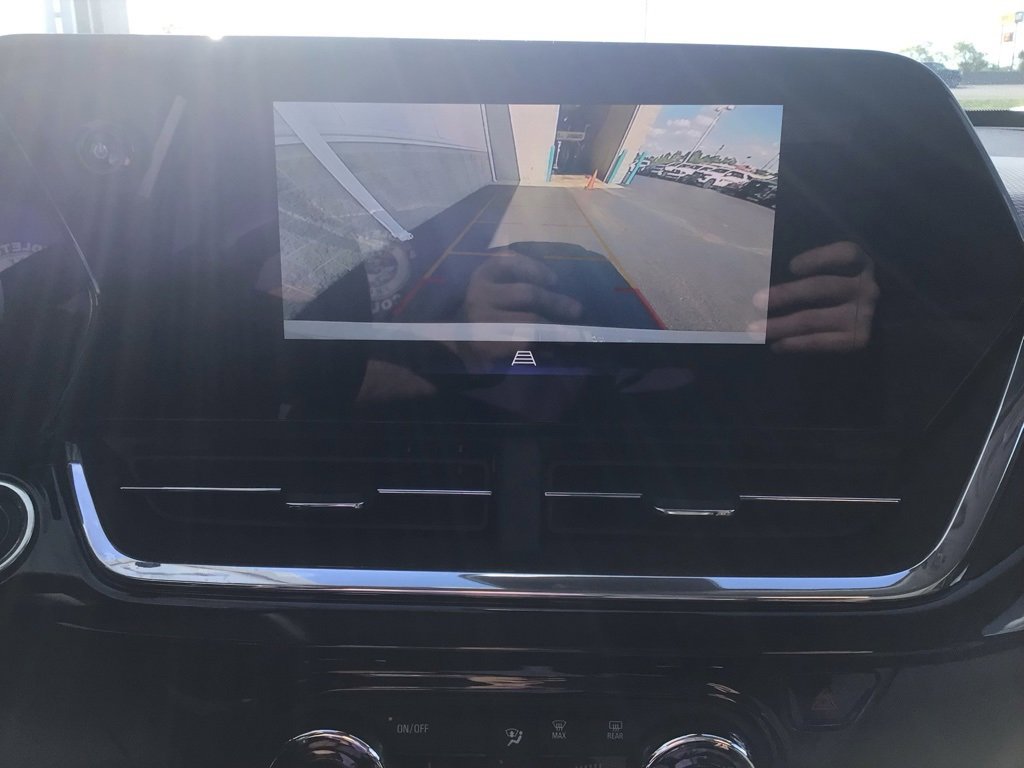 New 2025 Chevrolet Trax ACTIV w/ Driver Confidence Package image 19