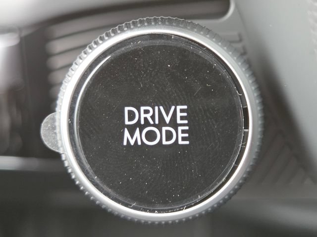 New 2026 Hyundai Ioniq 5 SE AWD/4WD image 30