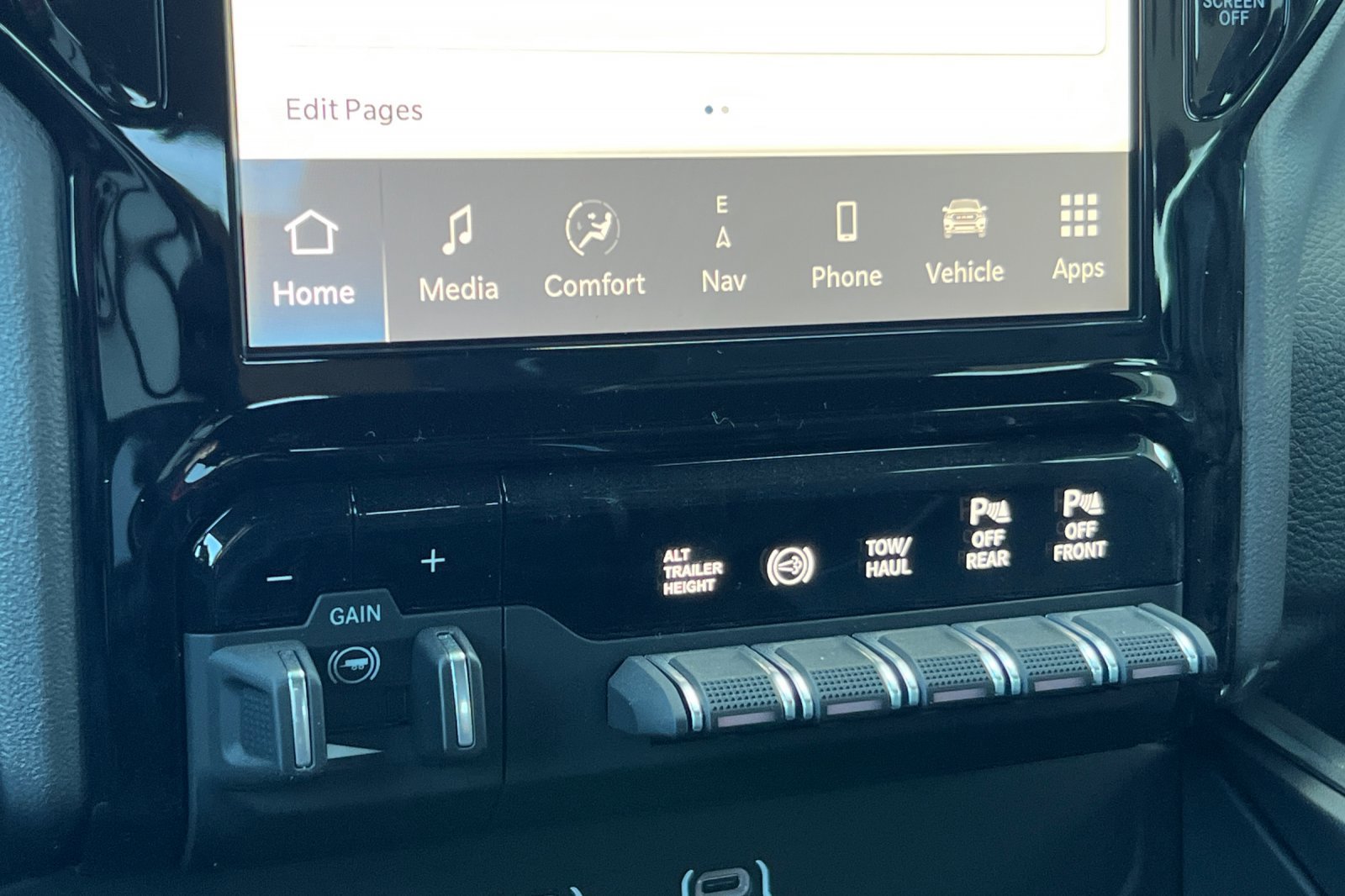 New 2026 RAM 3500 Laramie w/ Max Tow Package image 19