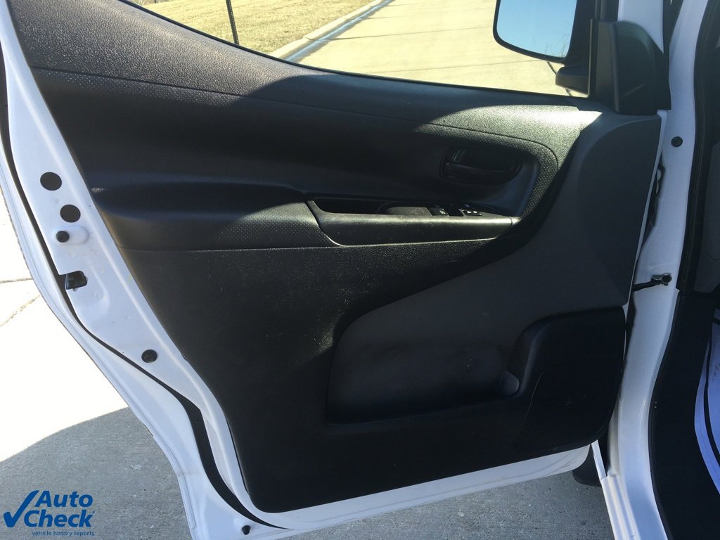 Used 2021 Nissan NV200 S image 19