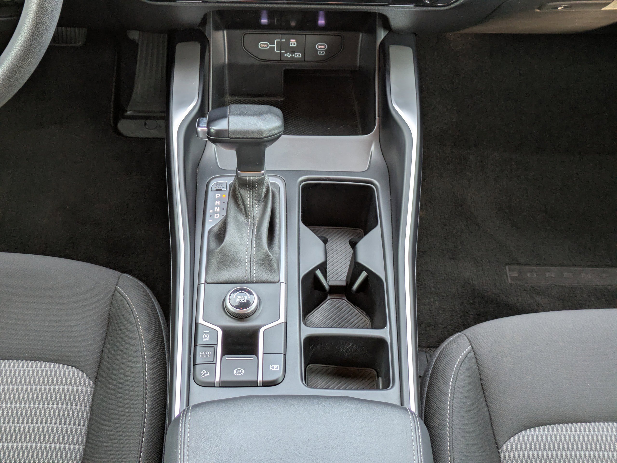 Used 2024 Kia Sorento LX image 20