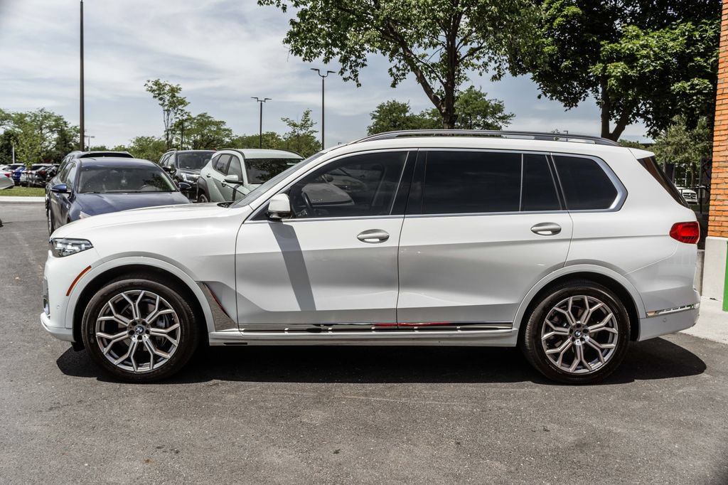 Used 2022 BMW X7 xDrive40i w/ Executive Package AWD/4WD image 46
