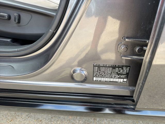 Used 2024 Honda HR-V EX-L image 24