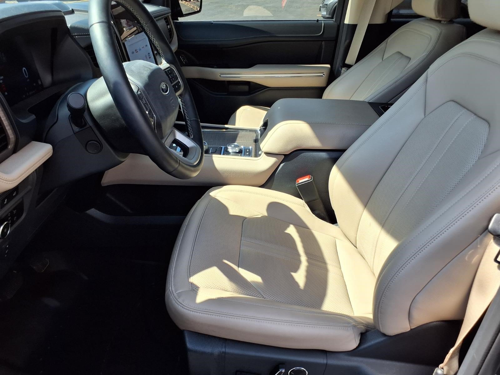 Certified 2024 Ford Expedition Limited AWD/4WD image 14