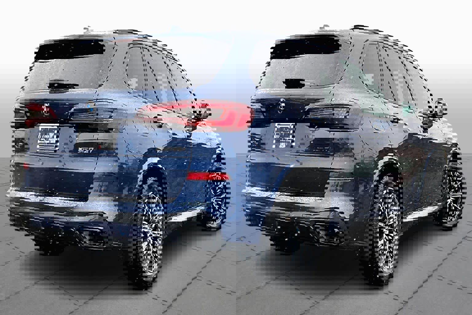 Used 2021 BMW X5 xDrive40i w/ M Sport Package image 12