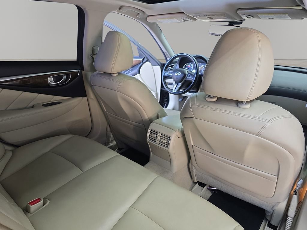 Used 2019 INFINITI Q50 Luxe image 22