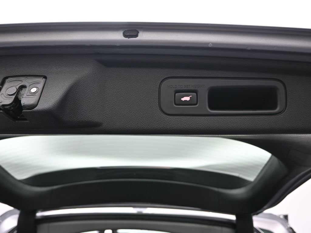 Used 2018 Honda Odyssey EX-L image 19