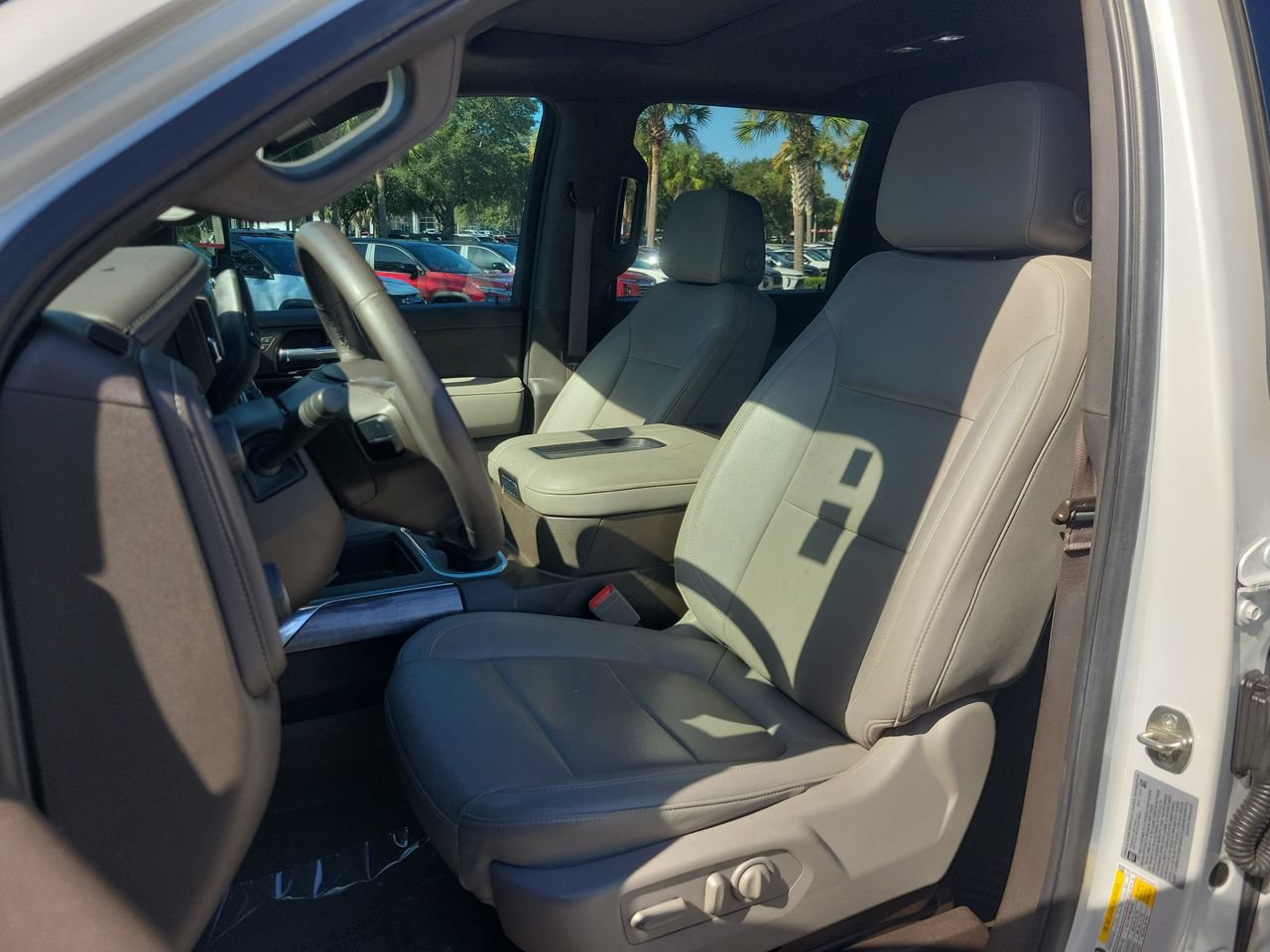 Certified 2022 Chevrolet Silverado 2500 LTZ w/ LTZ Plus Package AWD/4WD image 16