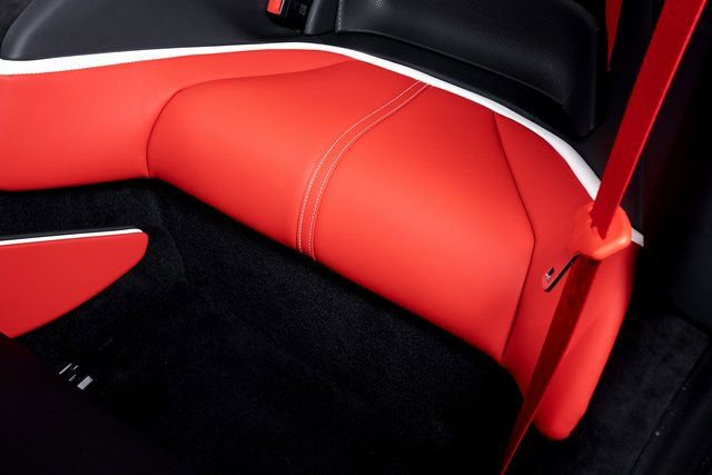 Certified 2025 Ferrari Roma Spider RWD image 29