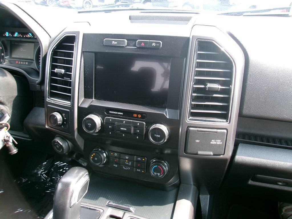 Used 2020 Ford F150 XLT w/ Equipment Group 302A Luxury AWD/4WD image 13