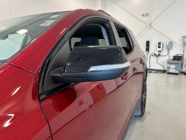 Used 2023 GMC Acadia SLE w/ Elevation Edition image 15