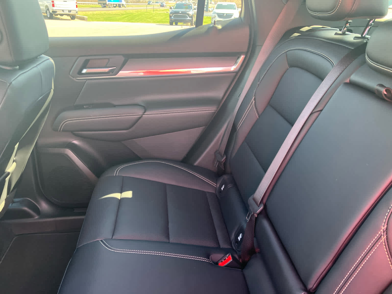 New 2026 GMC Terrain Elevation w/ Elevation Premium Package image 36