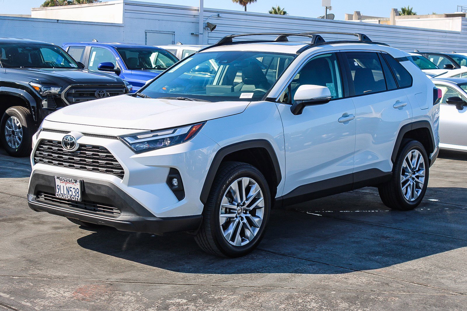Used 2024 Toyota RAV4 XLE Premium image 3