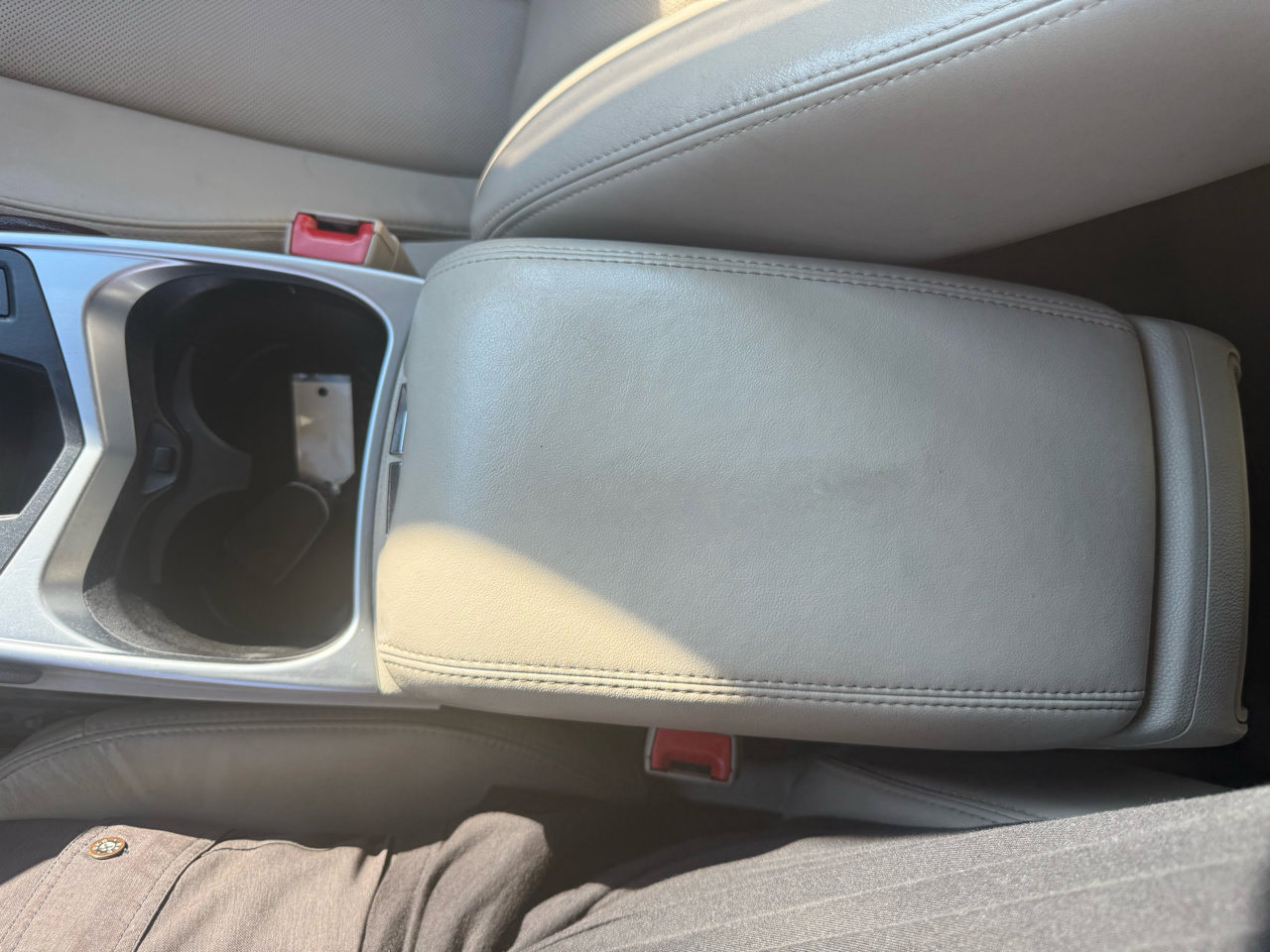 Used 2015 Cadillac SRX Luxury w/ Driver Awareness Package image 49