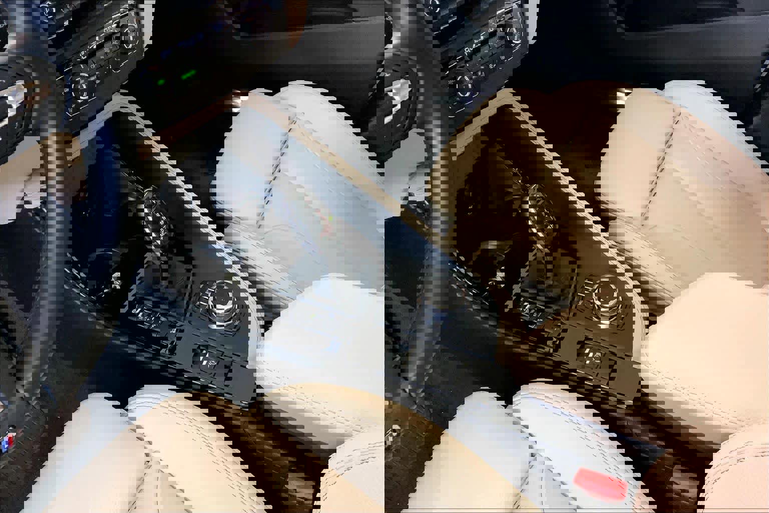 Used 2020 BMW X1 xDrive28i w/ Premium Package image 17