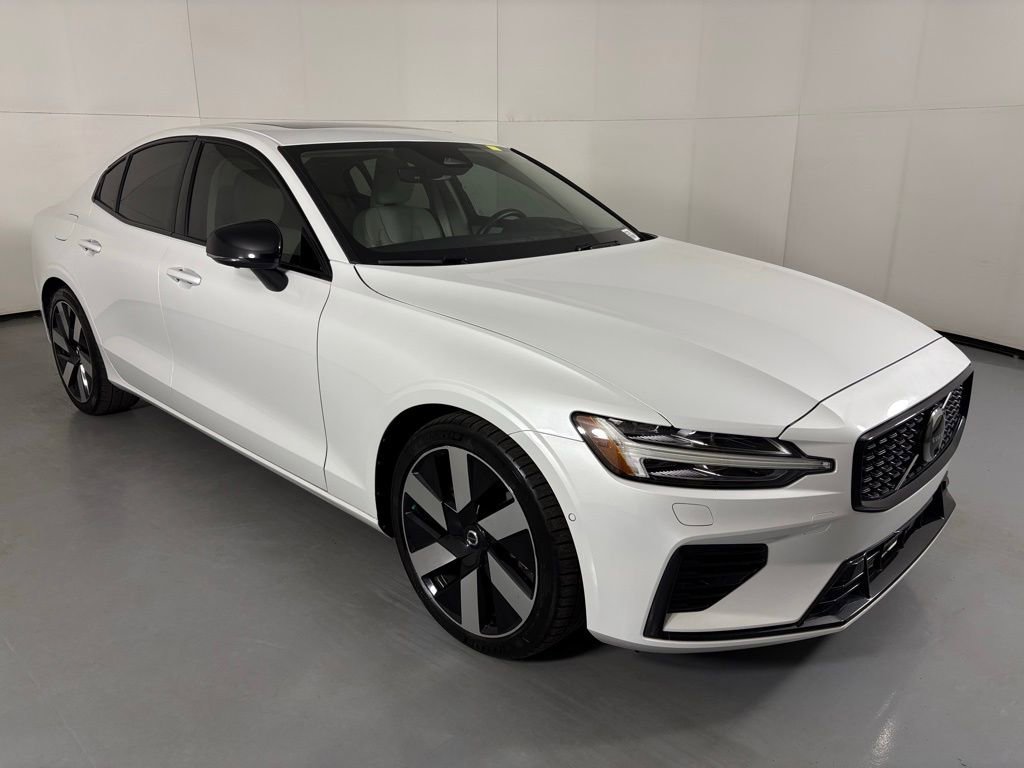 Used 2024 Volvo S60 T8 Ultimate w/ Climate Package image 2