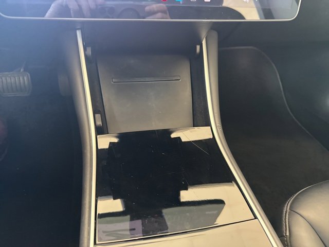 Used 2018 Tesla Model 3 Long Range image 28