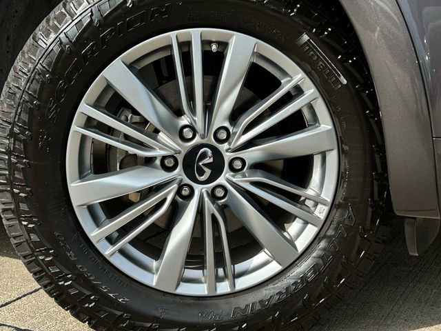 Used 2022 INFINITI QX80 Luxe w/ Cargo Package image 10