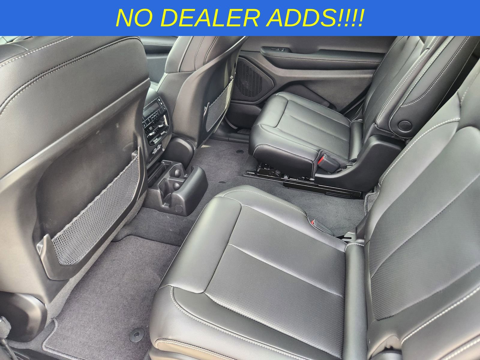 New 2025 Jeep Grand Cherokee L Limited w/ Luxury Tech Group II image 24