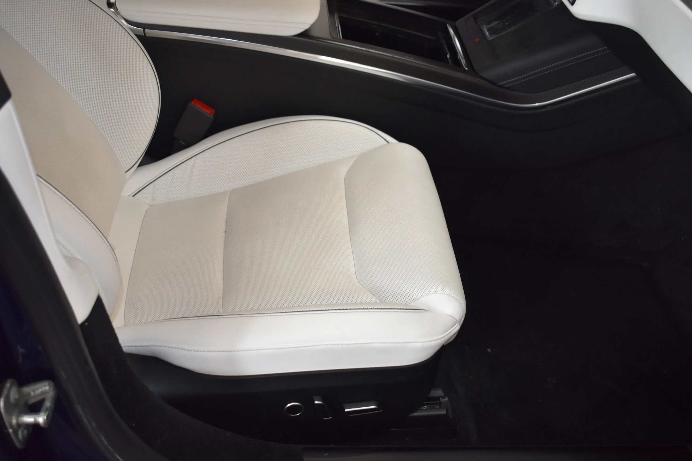 Used 2022 Tesla Model S Plaid AWD/4WD image 19