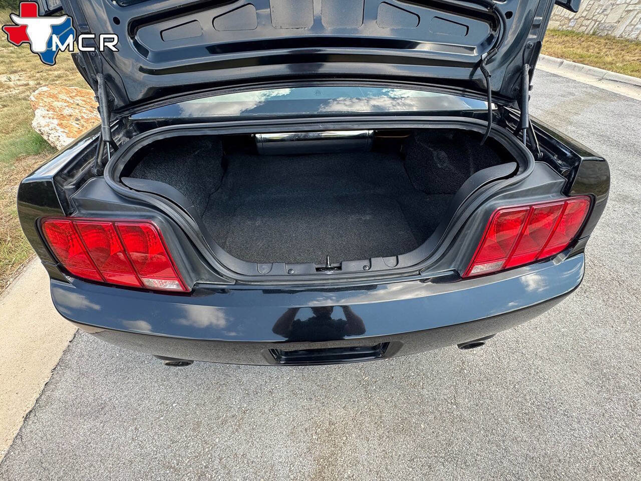 Used 2006 Ford Mustang GT image 35