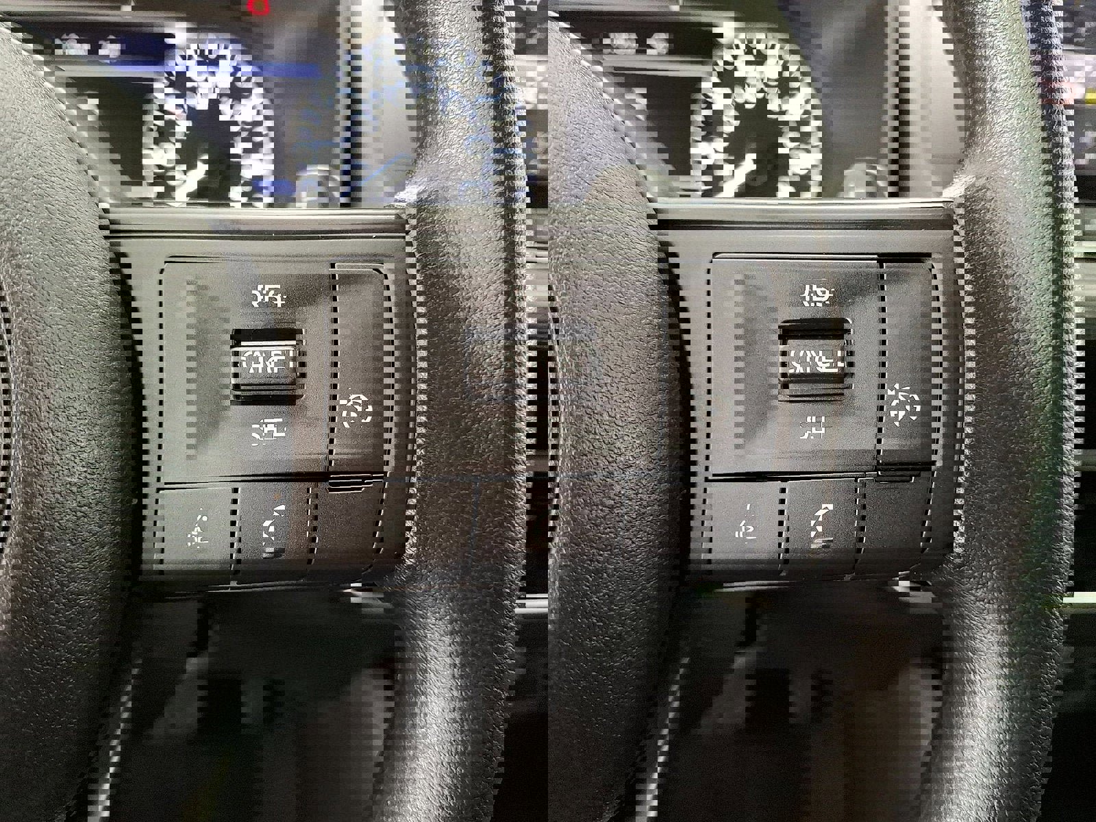 Used 2024 Nissan Rogue S image 18