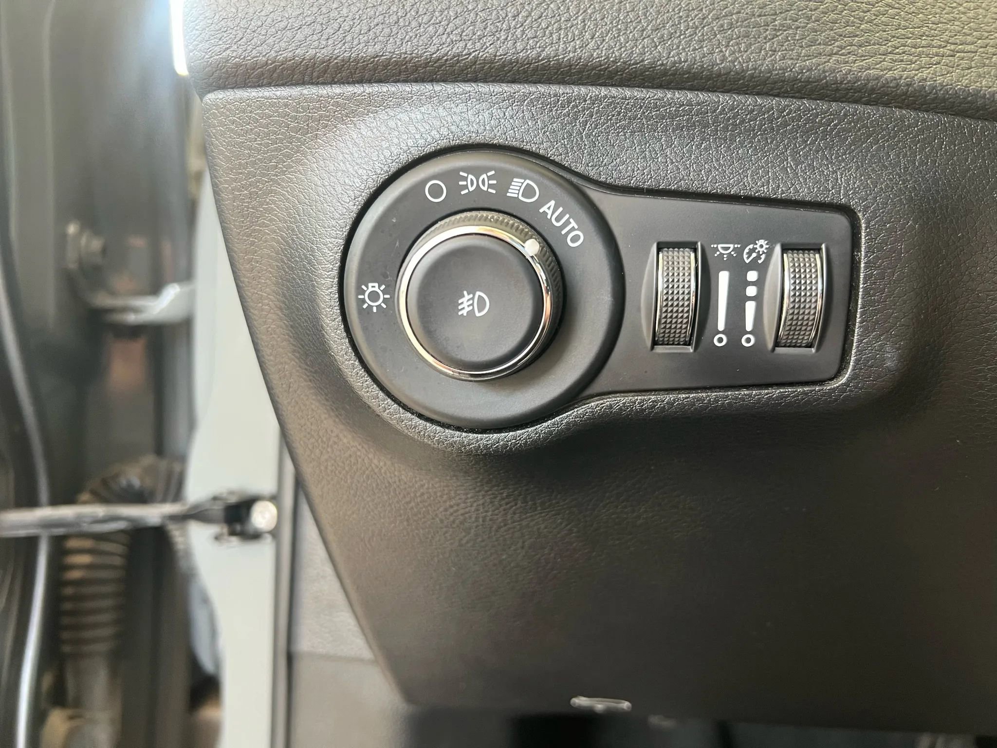 Used 2021 Jeep Compass Trailhawk w/ Convenience Group image 11