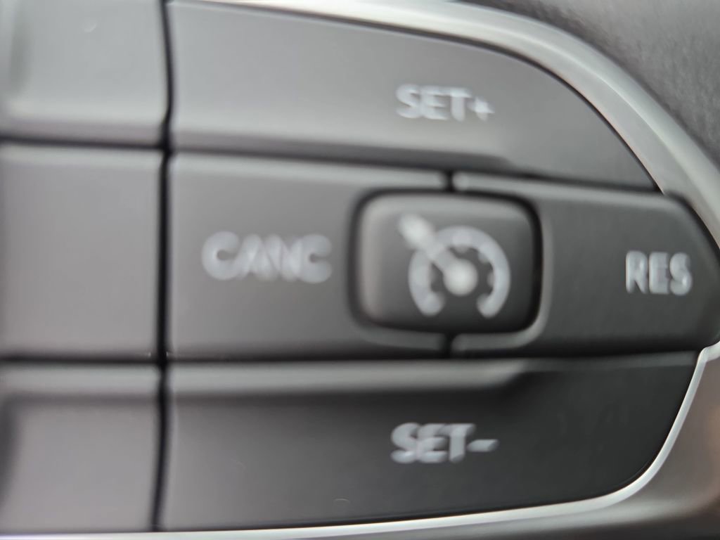 New 2026 Jeep Compass Latitude image 18