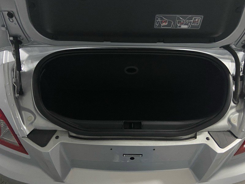 Used 2007 Chrysler Crossfire Limited image 30