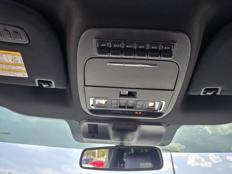 Used 2026 Ford F250 Platinum AWD/4WD image 25