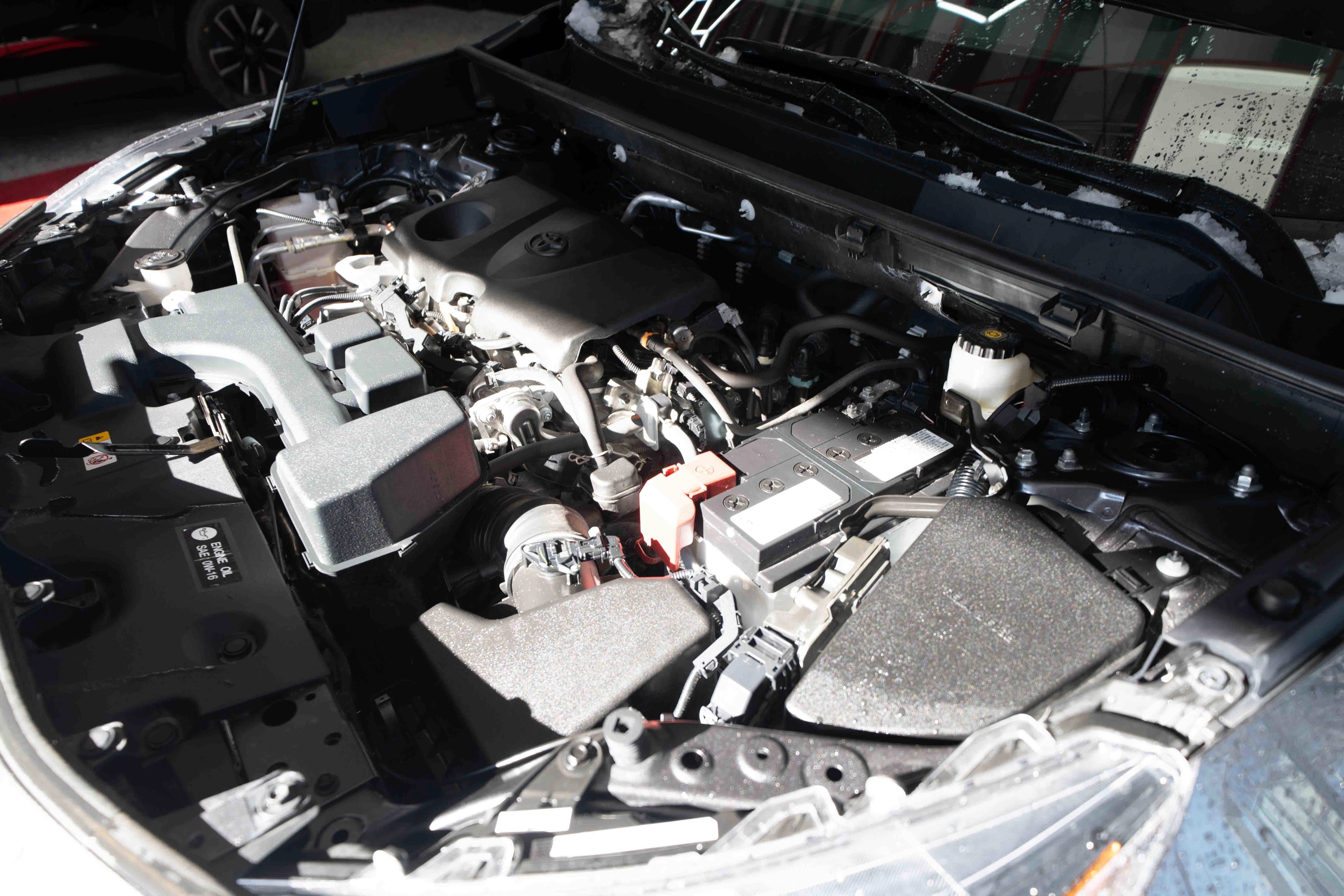 Used 2024 Toyota RAV4 LE image 33