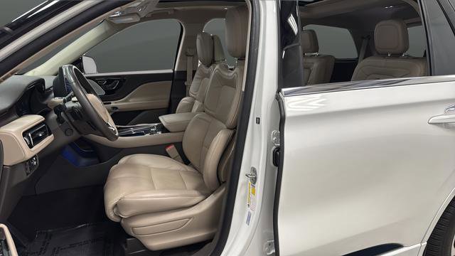 Used 2023 Lincoln Aviator Grand Touring w/ Equipment Group 301A AWD/4WD image 10