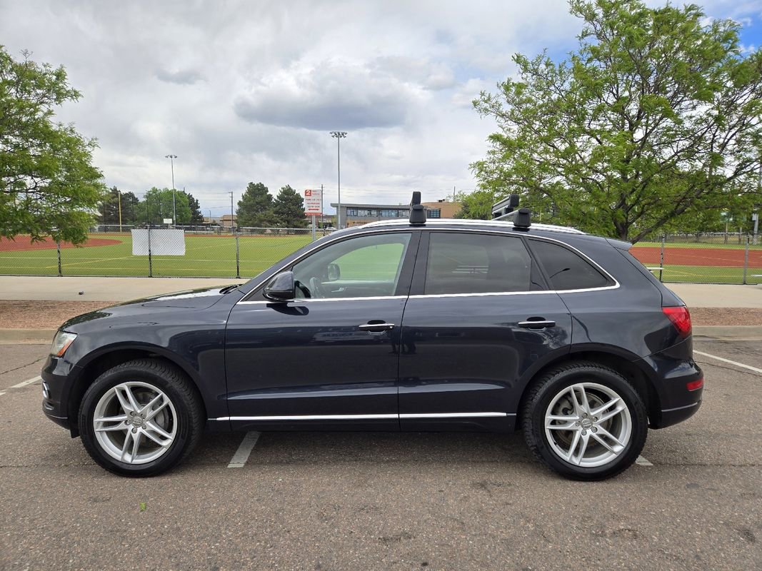 Used 2017 Audi Q5 2.0T Premium Plus w/ Technology Package AWD/4WD image 4