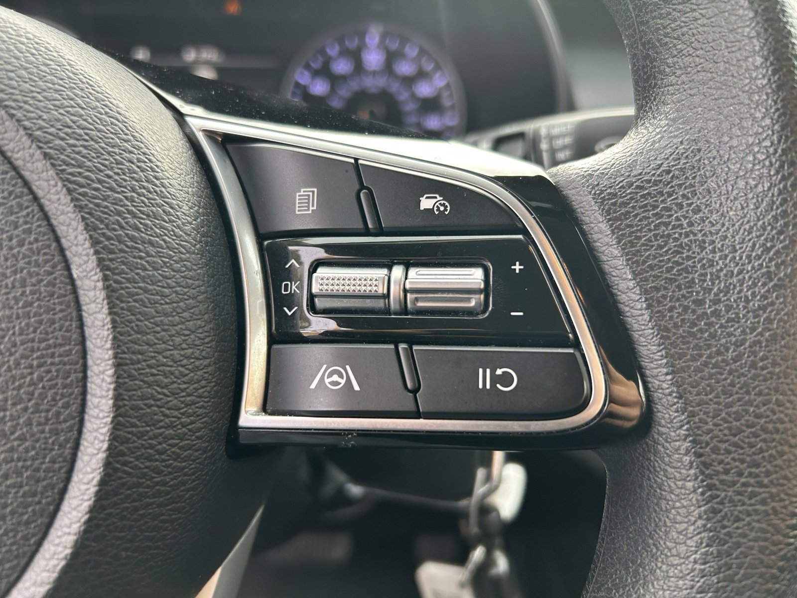 Certified 2024 Kia Forte LXS image 19