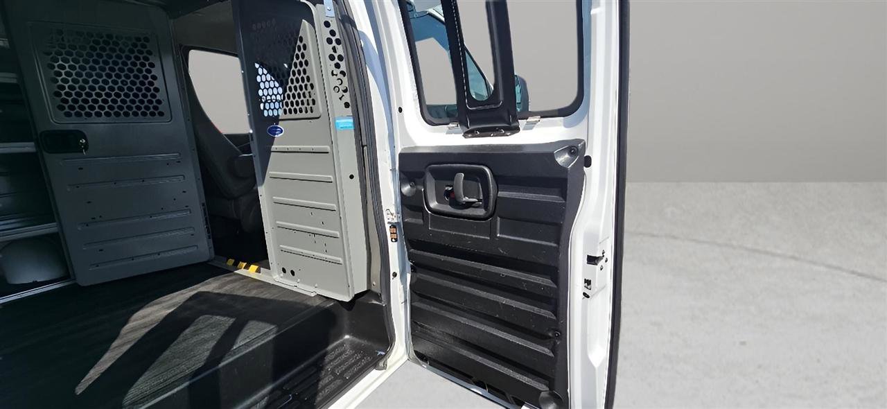 Used 2022 Chevrolet Express 2500 w/ Driver Convenience Package image 26