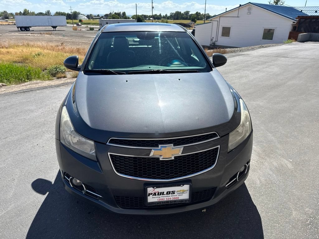 Used 2013 Chevrolet Cruze LT w/ RS Package FWD image 2