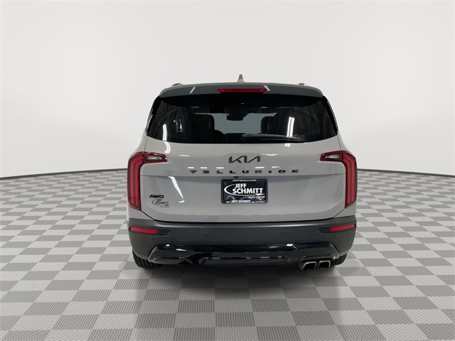 Used 2022 Kia Telluride SX w/ Nightfall Edition Package image 9