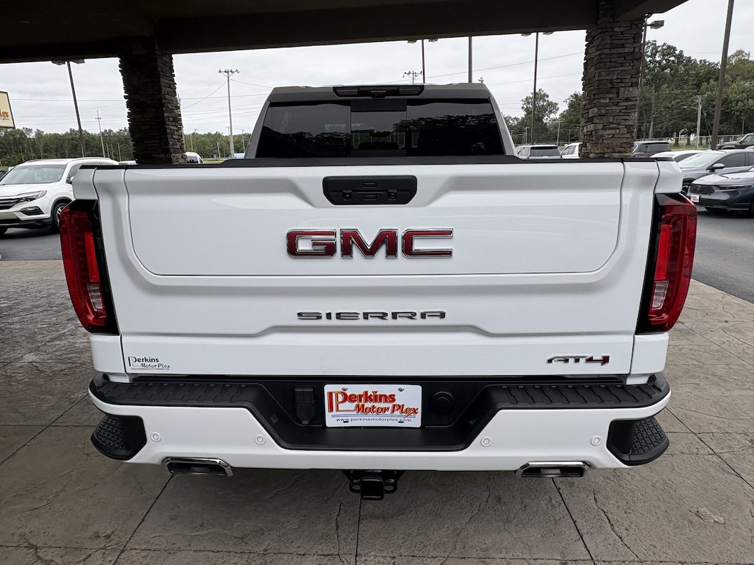 Used 2020 GMC Sierra 1500 AT4 w/ AT4 Premium Package AWD/4WD image 7