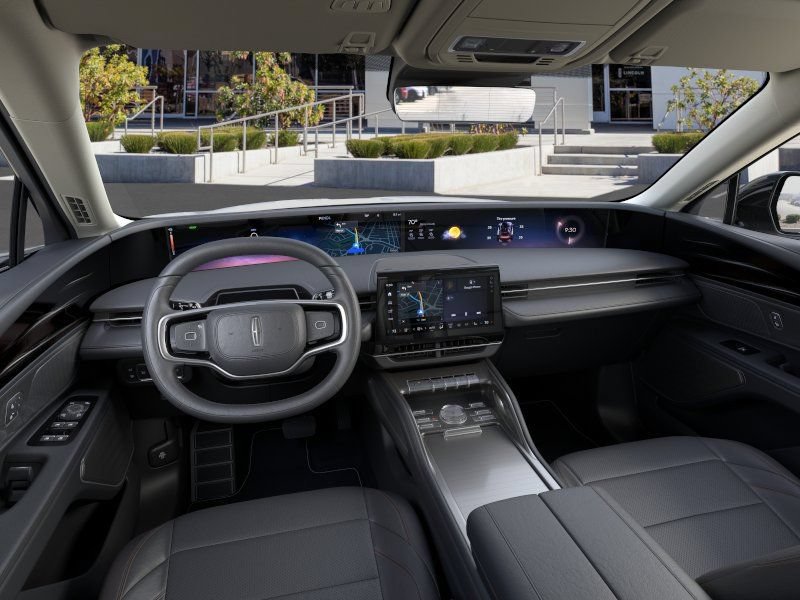 New 2026 Lincoln Nautilus Premier AWD/4WD image 9