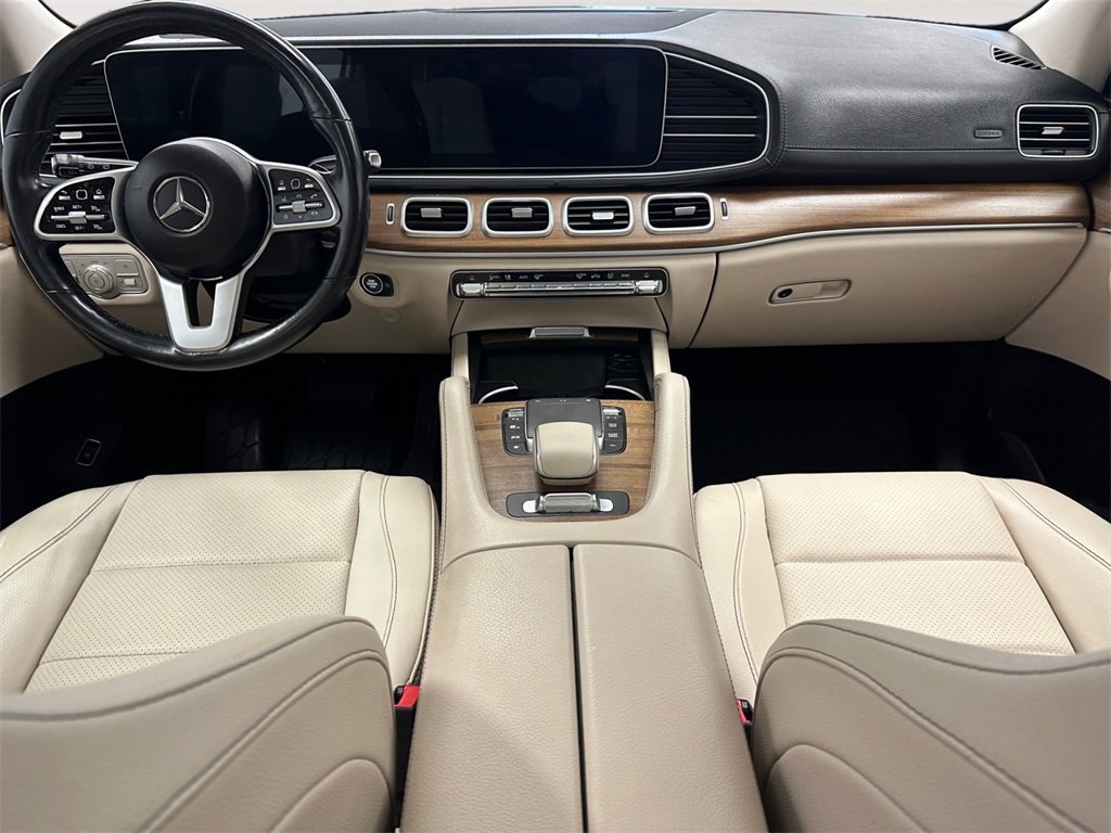 Used 2022 Mercedes-Benz GLS 450 4MATIC image 11