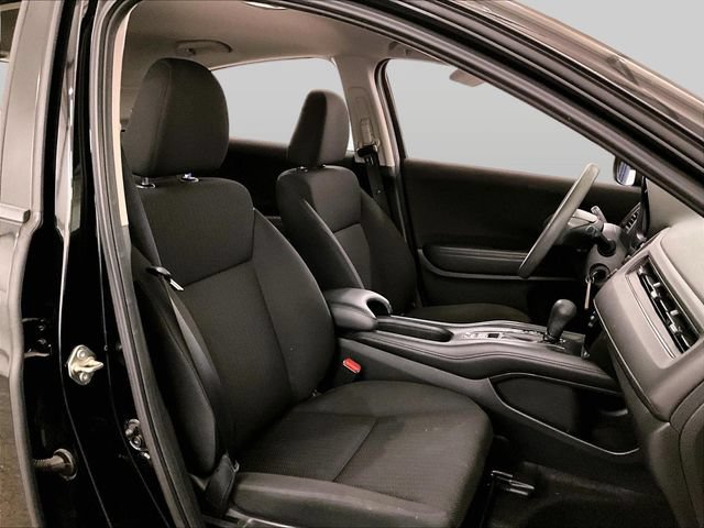 Used 2018 Honda HR-V LX image 8