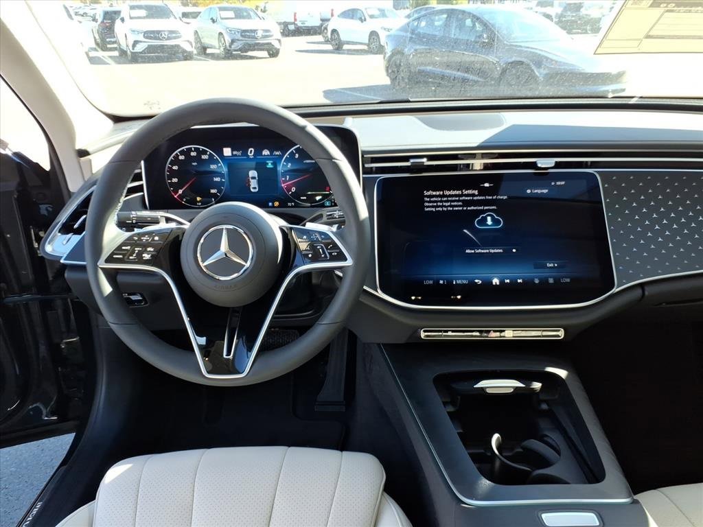 New 2026 Mercedes-Benz E 350 4MATIC Sedan image 19