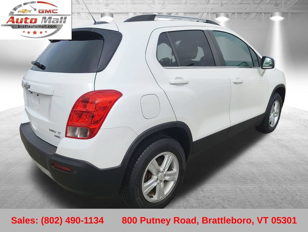Used 2016 Chevrolet Trax LT w/ LT Sun and Sound Package AWD/4WD image 6