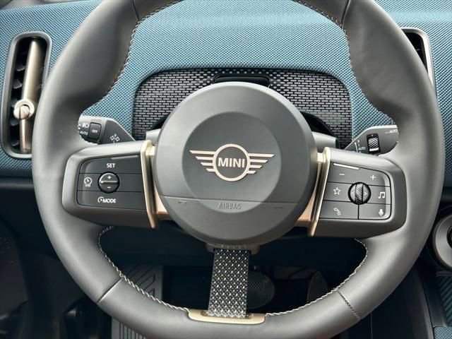 New 2025 MINI Cooper Countryman SE w/ Comfort Package Max image 18