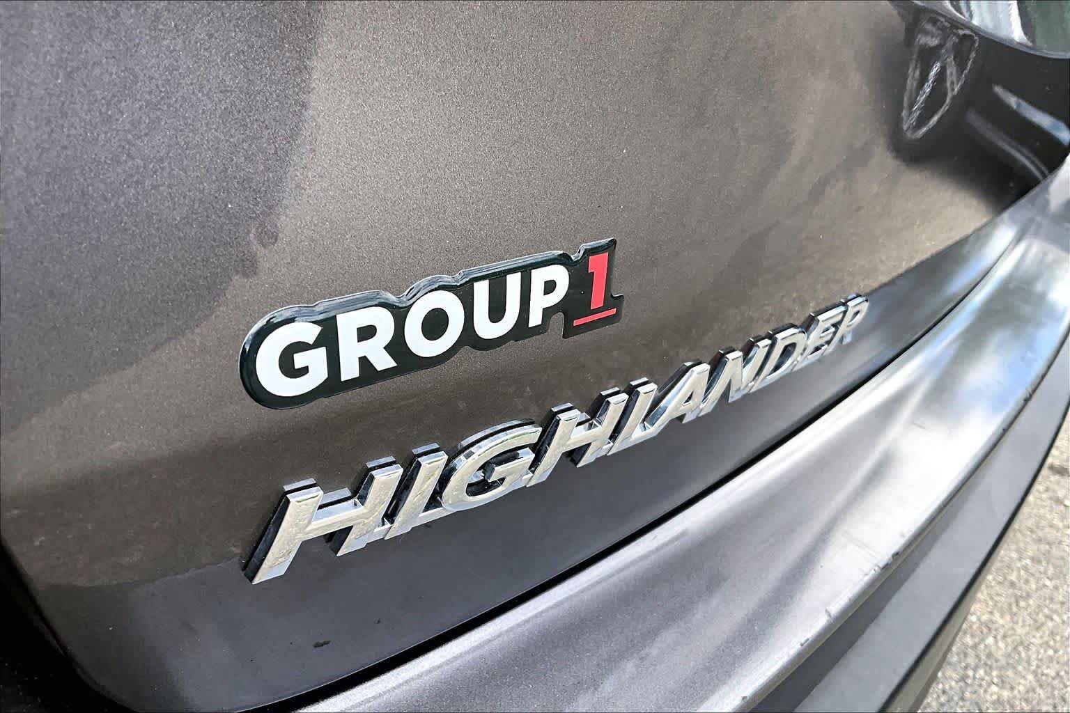 Used 2016 Toyota Highlander XLE AWD/4WD image 10