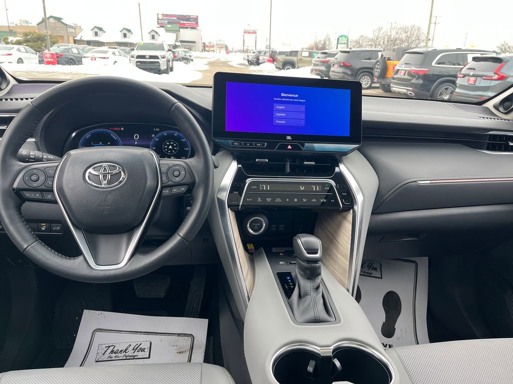 Certified 2023 Toyota Venza Limited image 12