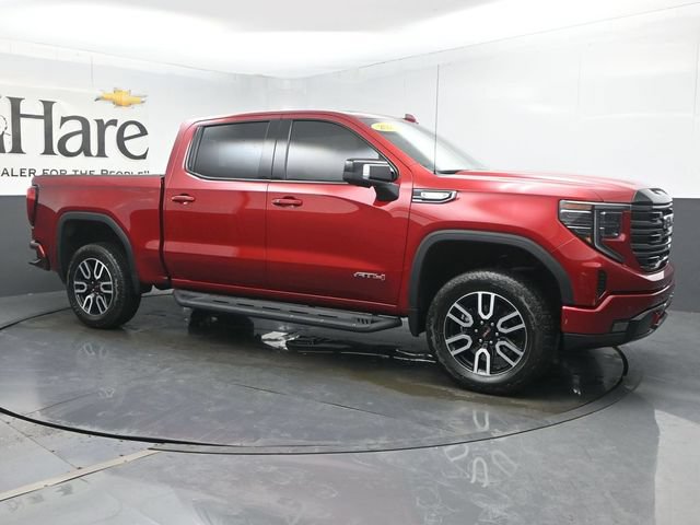 Used 2025 GMC Sierra 1500 AT4 w/ AT4 Premium Package AWD/4WD image 6