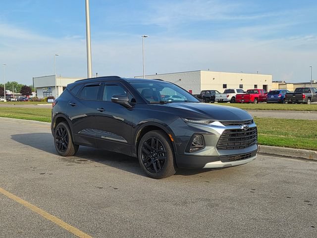 Used 2020 Chevrolet Blazer LT w/ Sound & Technology Package AWD/4WD image 3